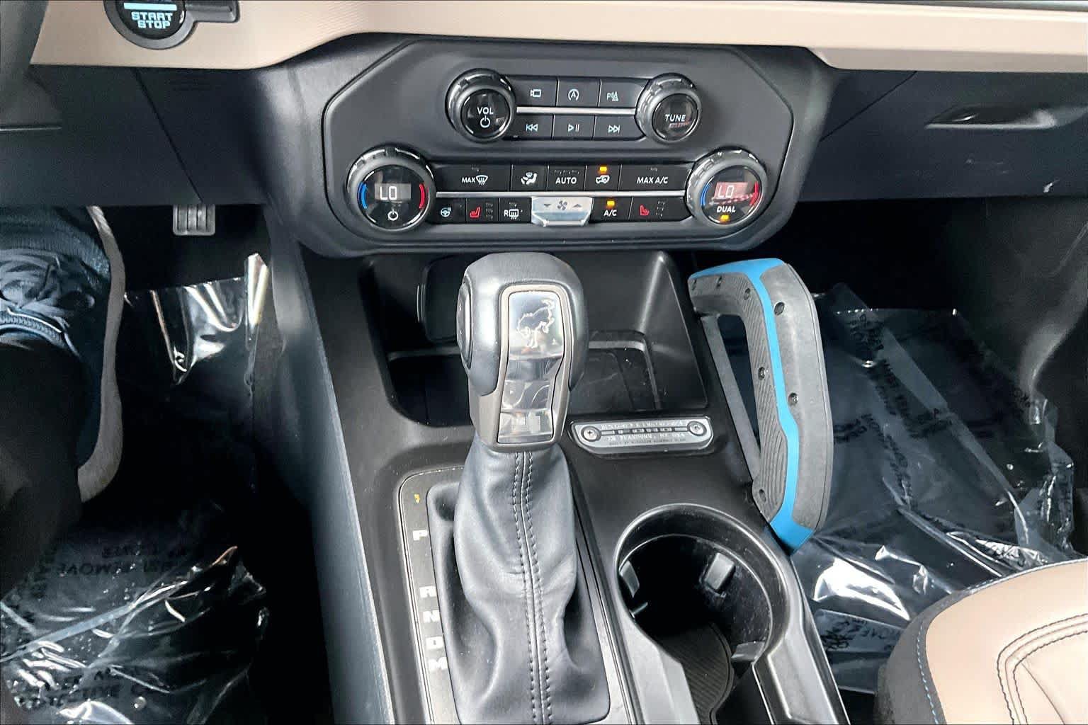 Used 2023 Ford Bronco Wildtrak AWD/4WD image 34