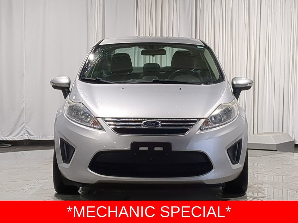 Used 2013 Ford Fiesta SE image 17