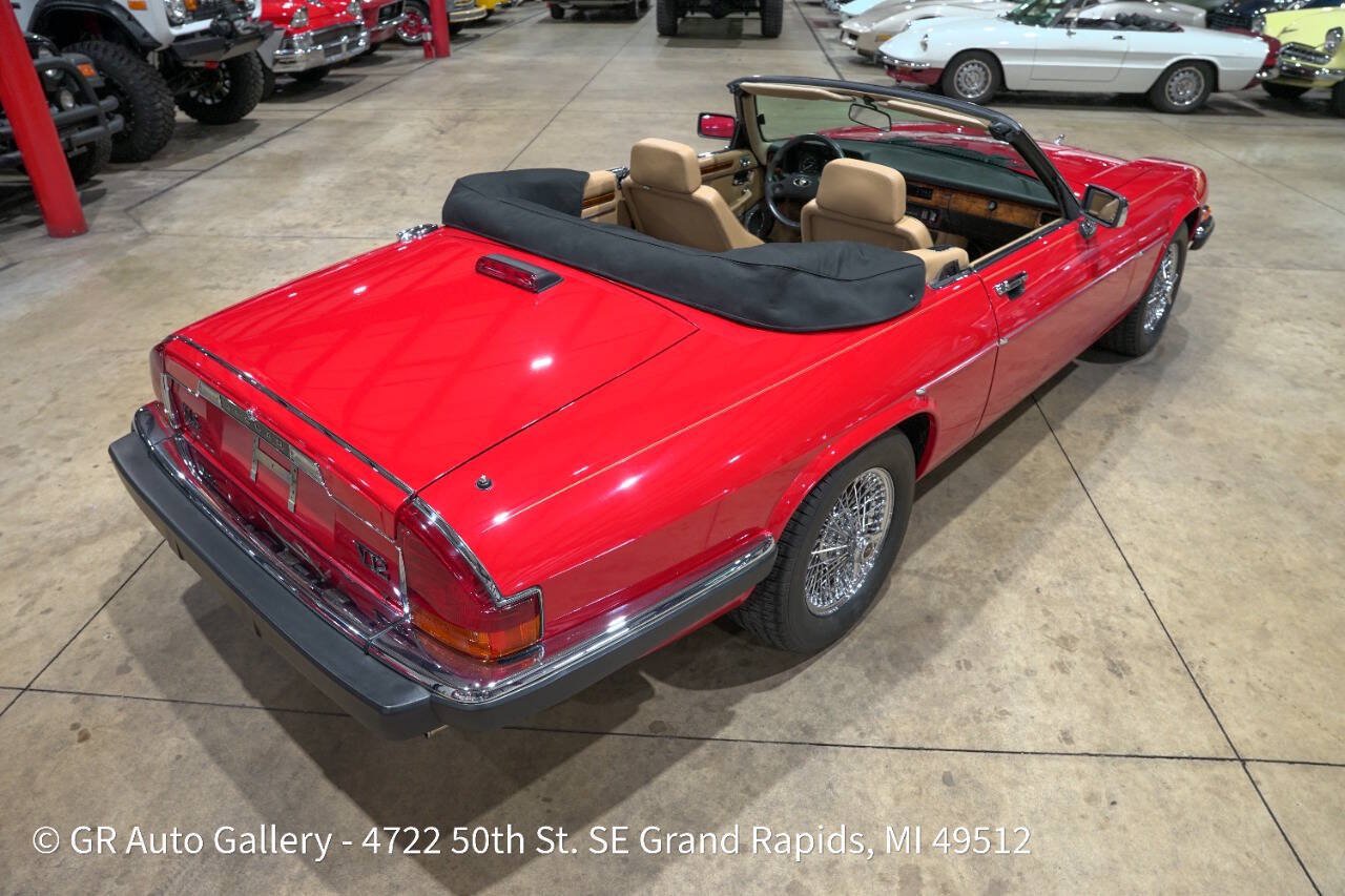 Used 1989 Jaguar XJS V12 Convertible RWD image 17