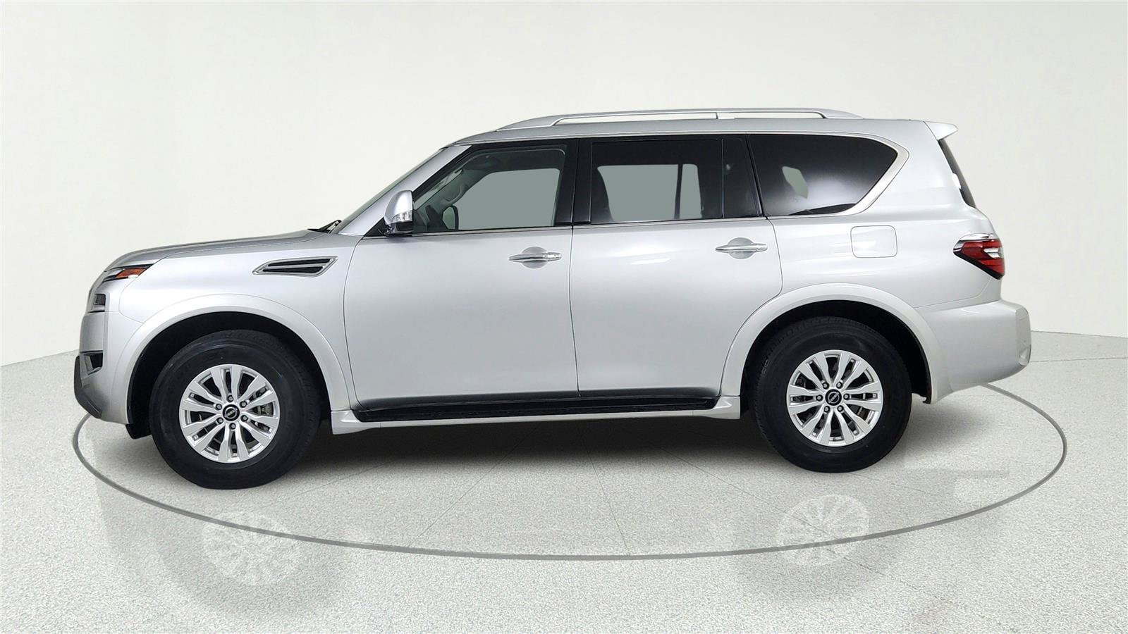 Certified 2024 Nissan Armada SV w/ Cargo Package AWD/4WD image 3