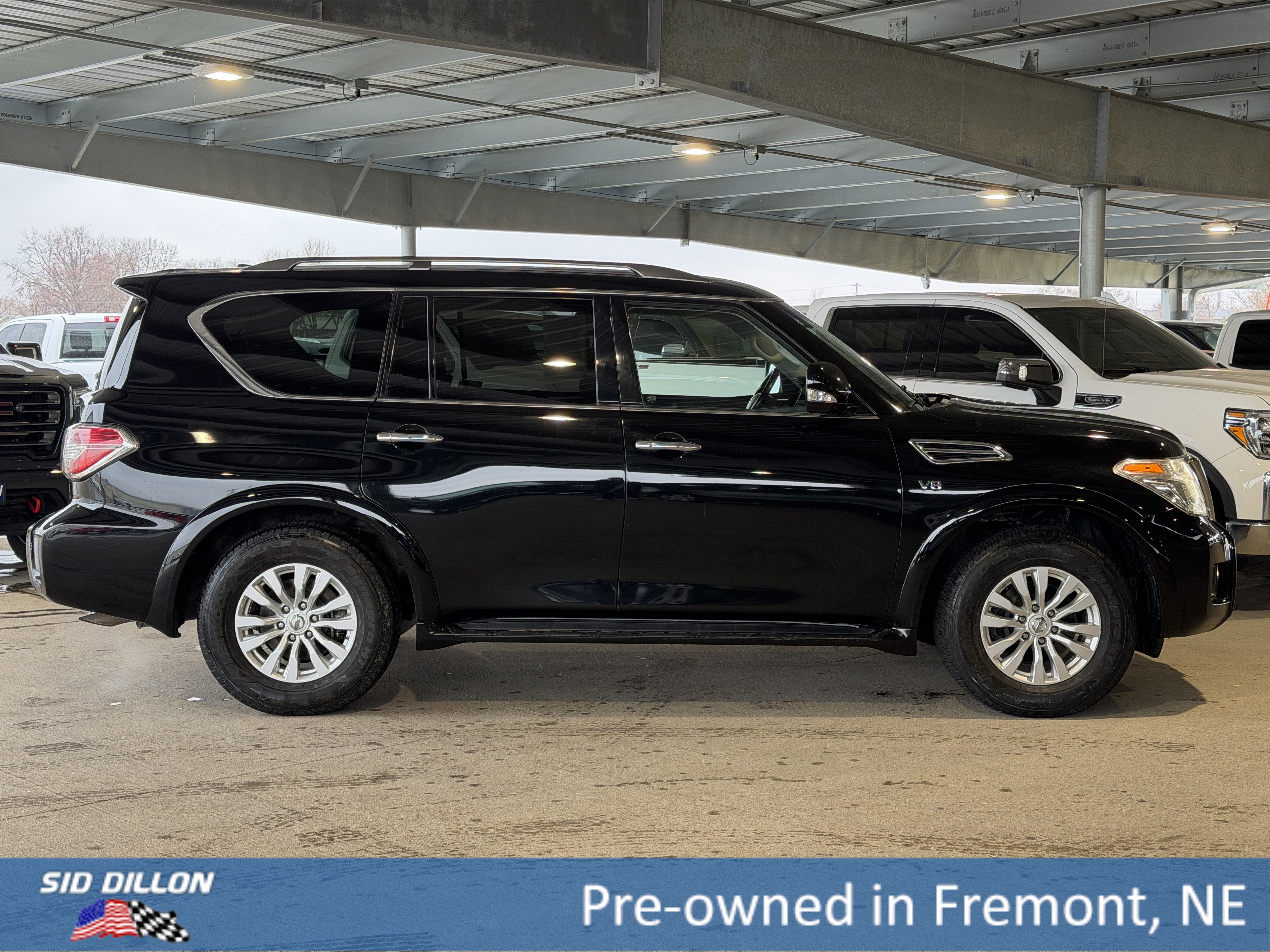 Used 2017 Nissan Armada SV w/ Driver Package AWD/4WD image 3