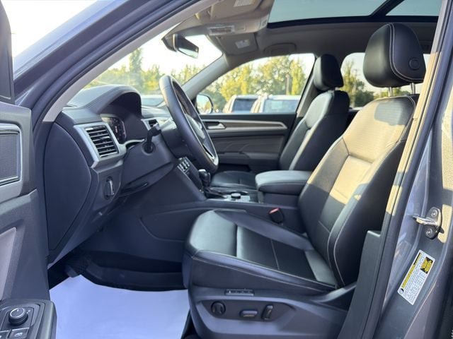 Used 2022 Volkswagen Atlas SEL AWD/4WD image 9