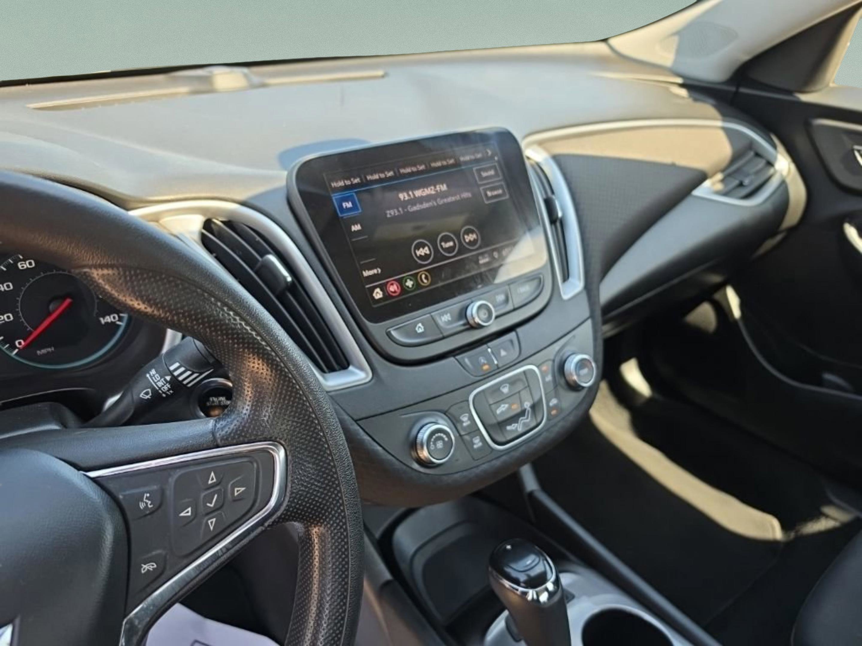 Used 2020 Chevrolet Malibu LS FWD image 15