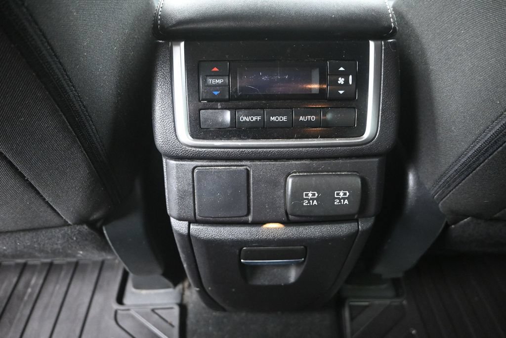 Used 2019 Subaru Ascent Premium w/ Popular Package #2 AWD/4WD image 28