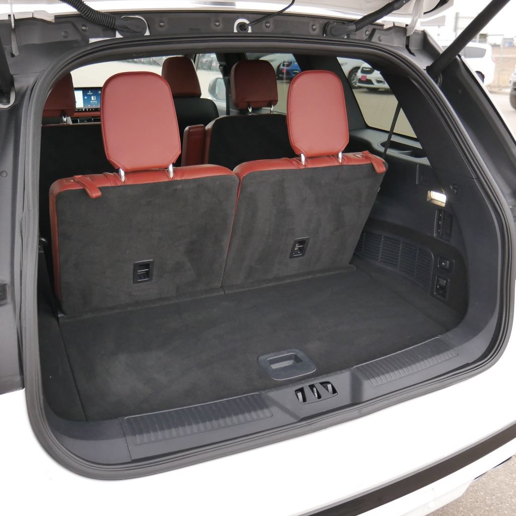 Used 2025 Lincoln Aviator Reserve w/ Jet Appearance Package AWD/4WD image 19