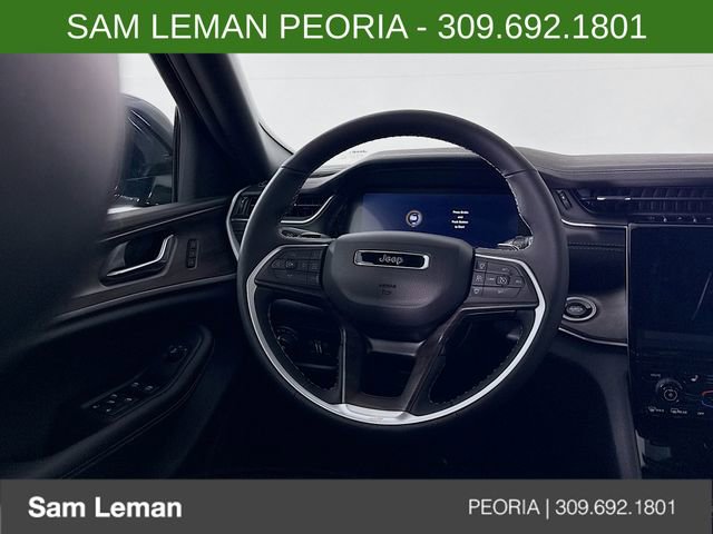 New 2025 Jeep Grand Cherokee Limited image 11