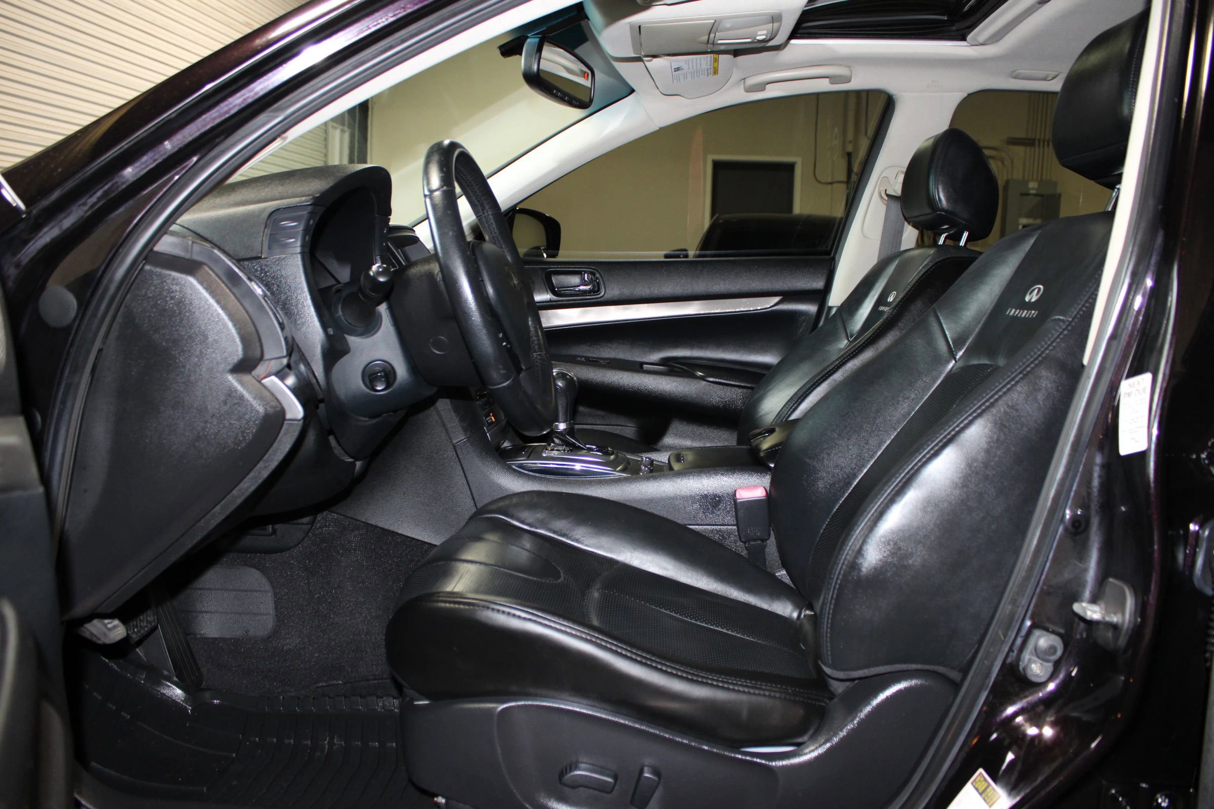 Used 2012 INFINITI G37 Journey w/ Premium Pkg RWD image 11