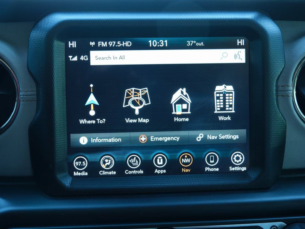 Used 2022 Jeep Gladiator Overland image 19