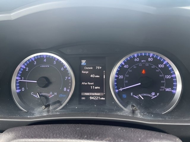 Used 2019 Toyota Highlander LE image 21