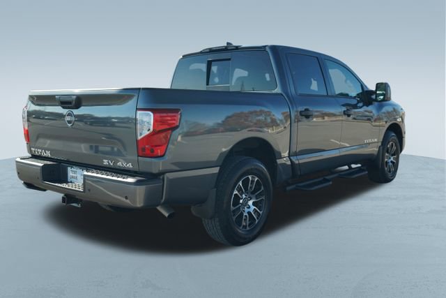 Used 2024 Nissan Titan SV w/ SV Convenience Package image 9