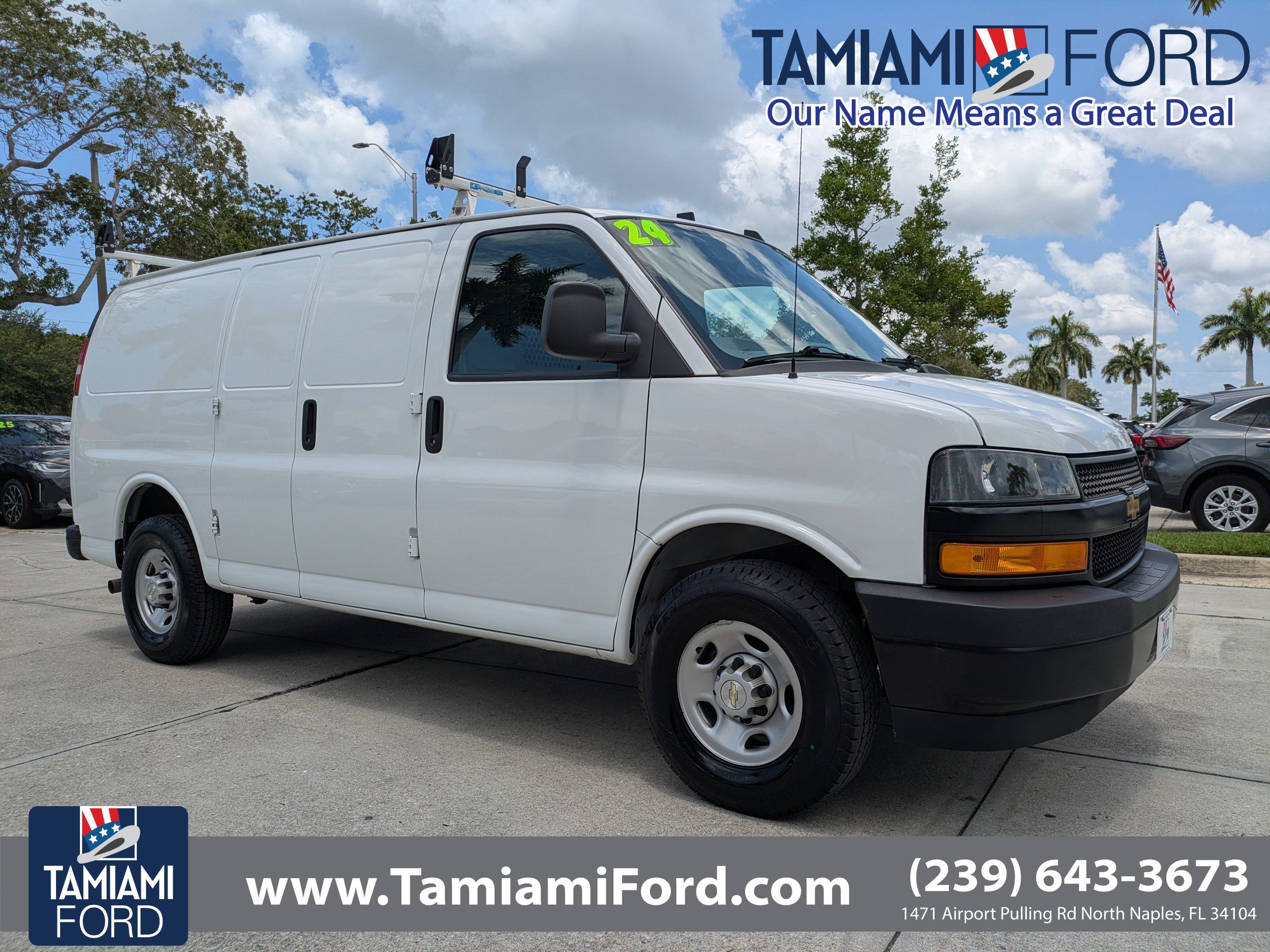Used 2024 Chevrolet Express 2500 w/ Driver Convenience Package RWD image 1