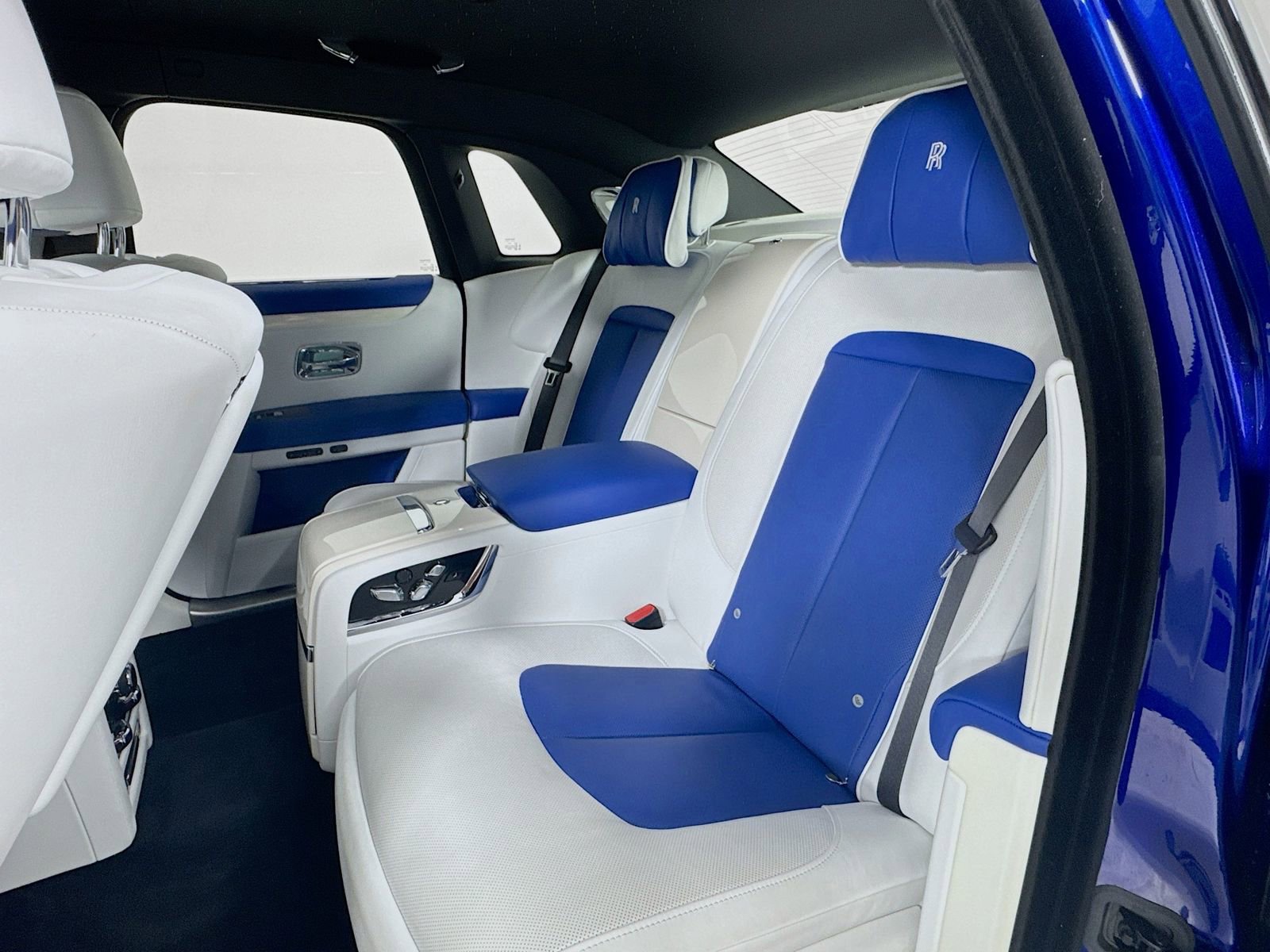 Certified 2023 Rolls-Royce Ghost w/ Ghost Package image 9