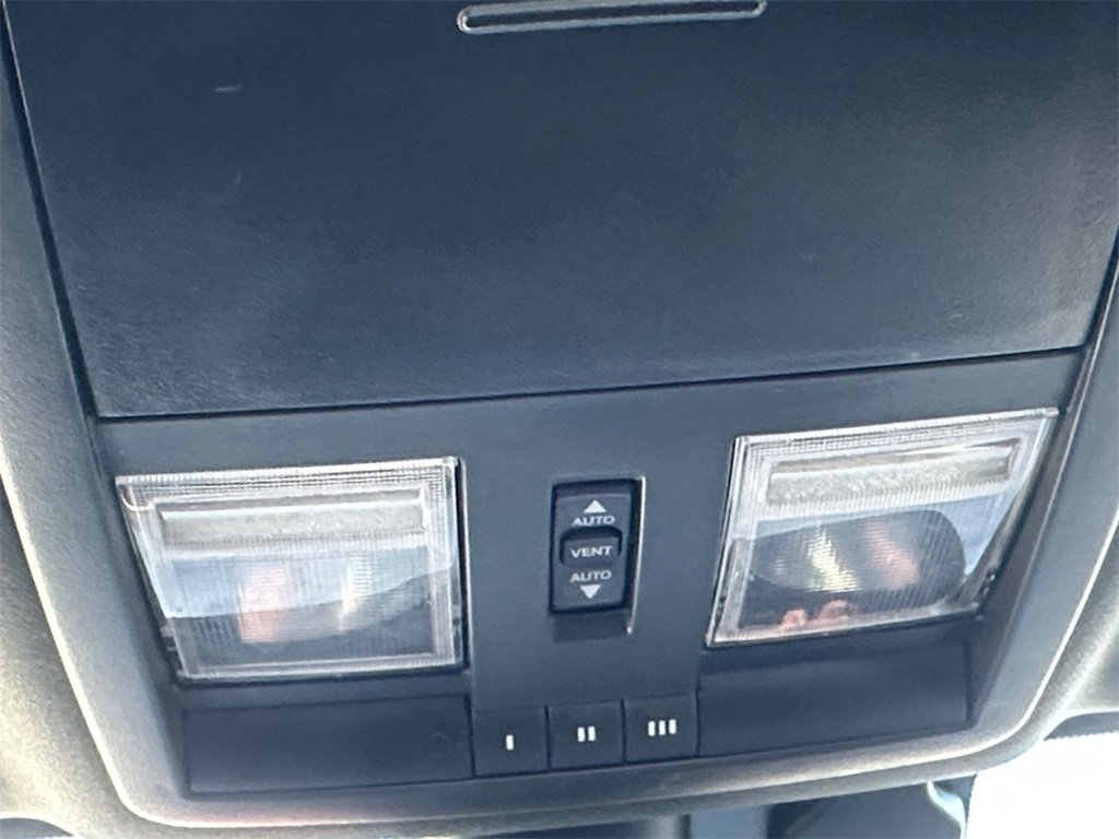 Used 2019 Dodge Challenger R/T Scat Pack w/ Widebody Package image 21