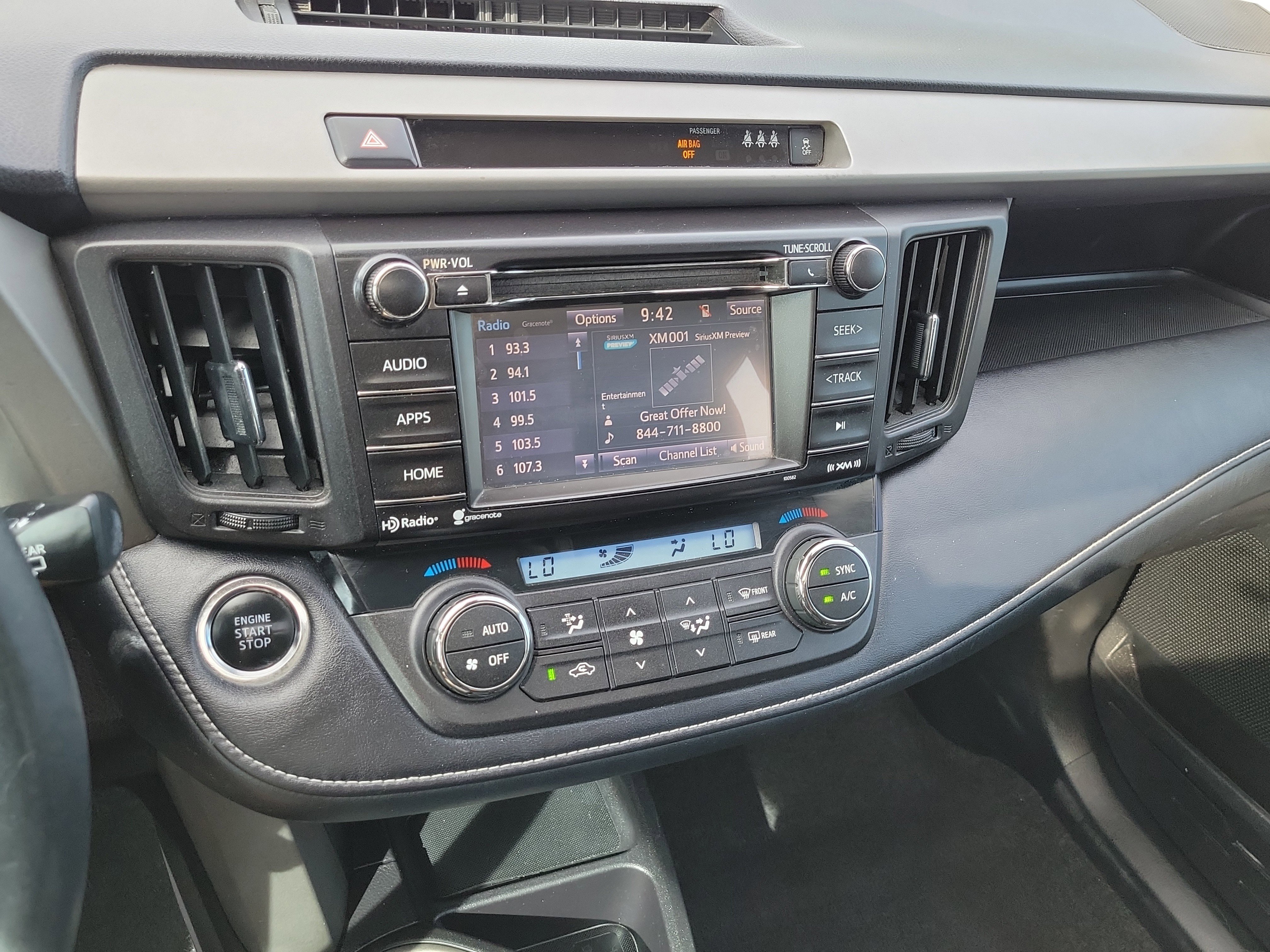 Used 2018 Toyota RAV4 XLE w/ Plus Extra Value Package FWD image 24