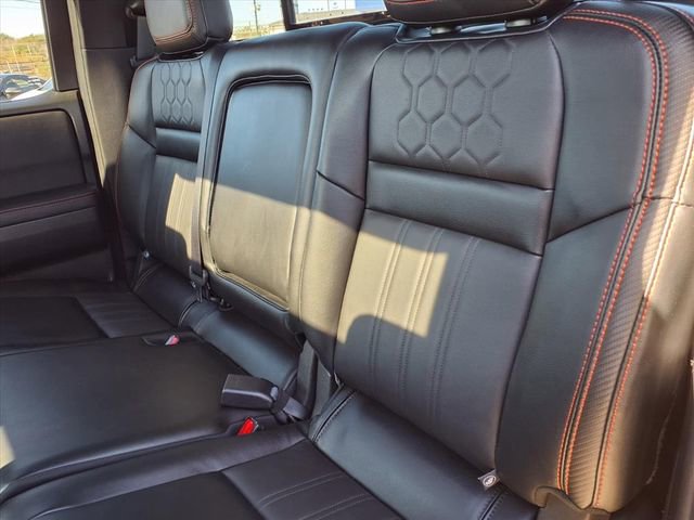 Used 2023 Nissan Frontier Pro-X w/ Pro-X Premium Package image 10