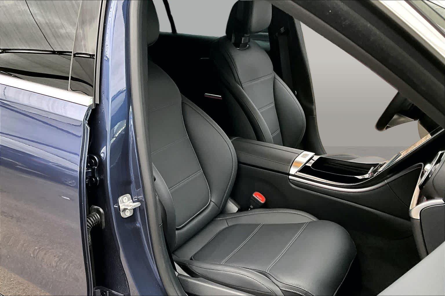 Certified 2025 Mercedes-Benz C 300 4MATIC Sedan image 9