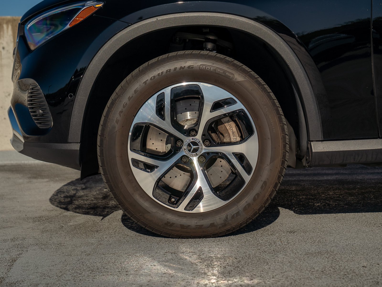 Certified 2025 Mercedes-Benz GLC 350e 4MATIC image 12