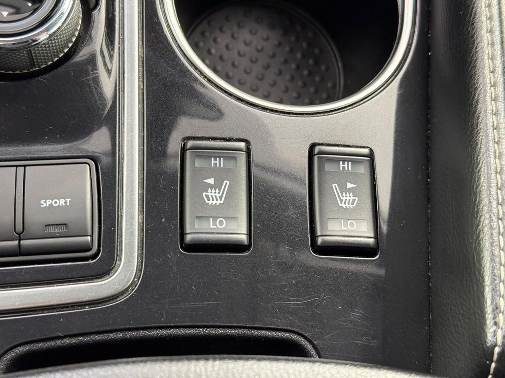 Used 2023 Nissan Maxima SV w/ Floor Mat Group FWD image 29