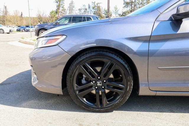 Used 2016 Honda Accord Touring image 26