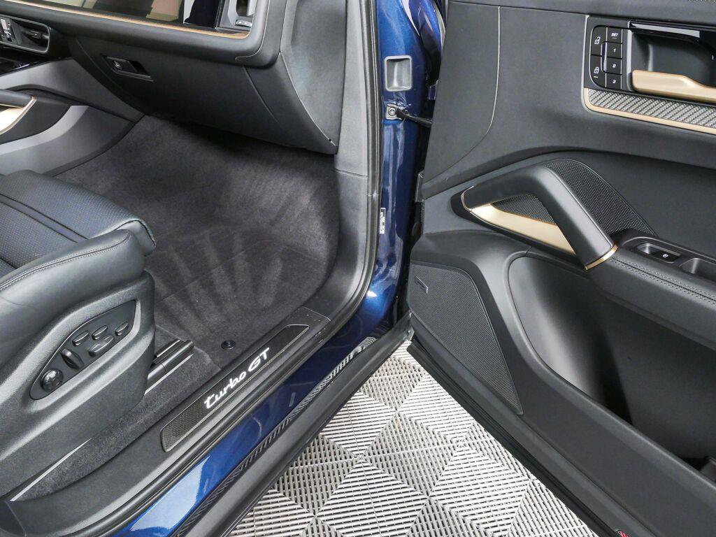 Certified 2024 Porsche Cayenne Turbo GT AWD/4WD image 26