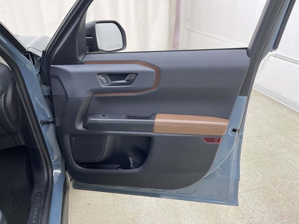 Used 2022 Ford Bronco Sport Outer Banks w/ Tech Package image 9