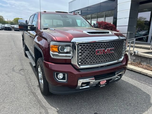 Used 2017 GMC Sierra 3500 Denali w/ Duramax Plus Package AWD/4WD image 1