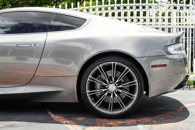 Used 2013 Aston Martin DB9 Coupe RWD image 5