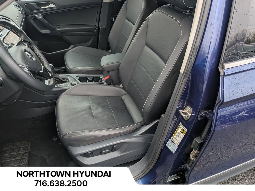 Used 2021 Volkswagen Tiguan SE image 8