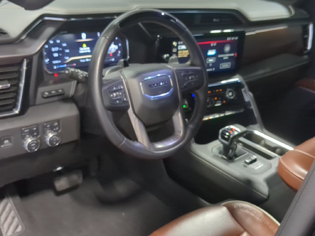 Used 2025 GMC Sierra 1500 Denali Ultimate AWD/4WD image 12