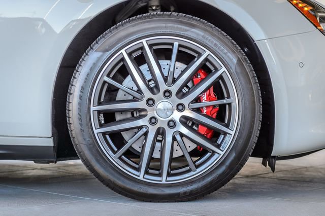 Used 2019 Maserati Ghibli S image 16