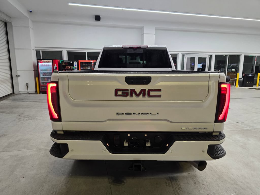 Used 2024 GMC Sierra 3500 Denali w/ Denali Reserve Package AWD/4WD image 5