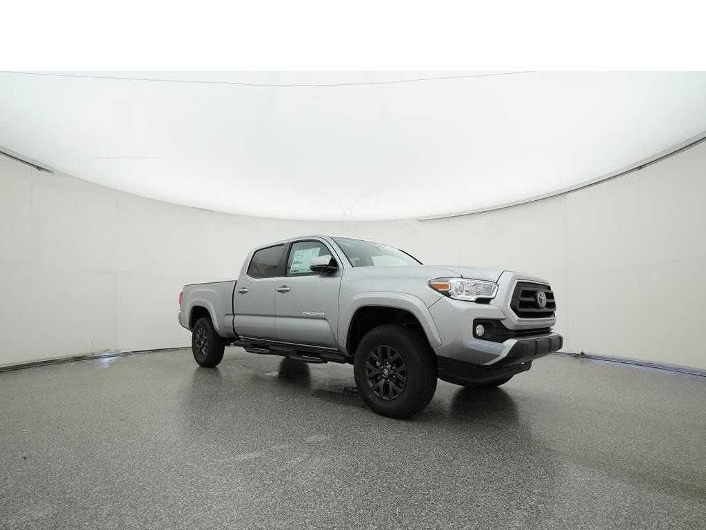 Used 2022 Toyota Tacoma SR5 w/ Technology Package AWD/4WD image 35