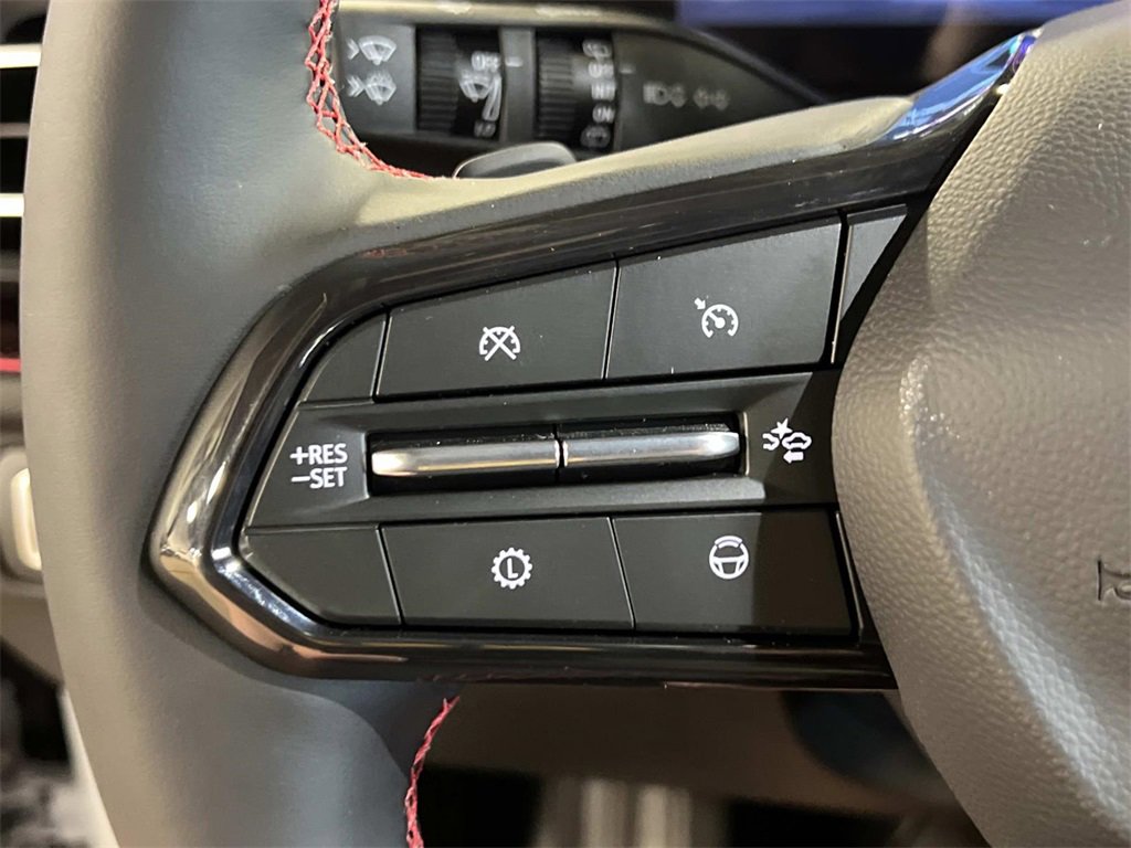 New 2026 Chevrolet Traverse RS w/ LPO, Floor Liner Package image 24