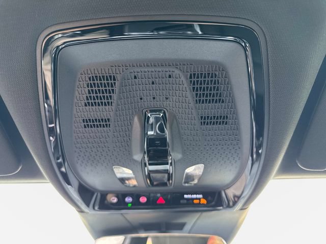 Certified 2024 Cadillac Lyriq Luxury w/ LPO, Floor Liner Package AWD/4WD image 19