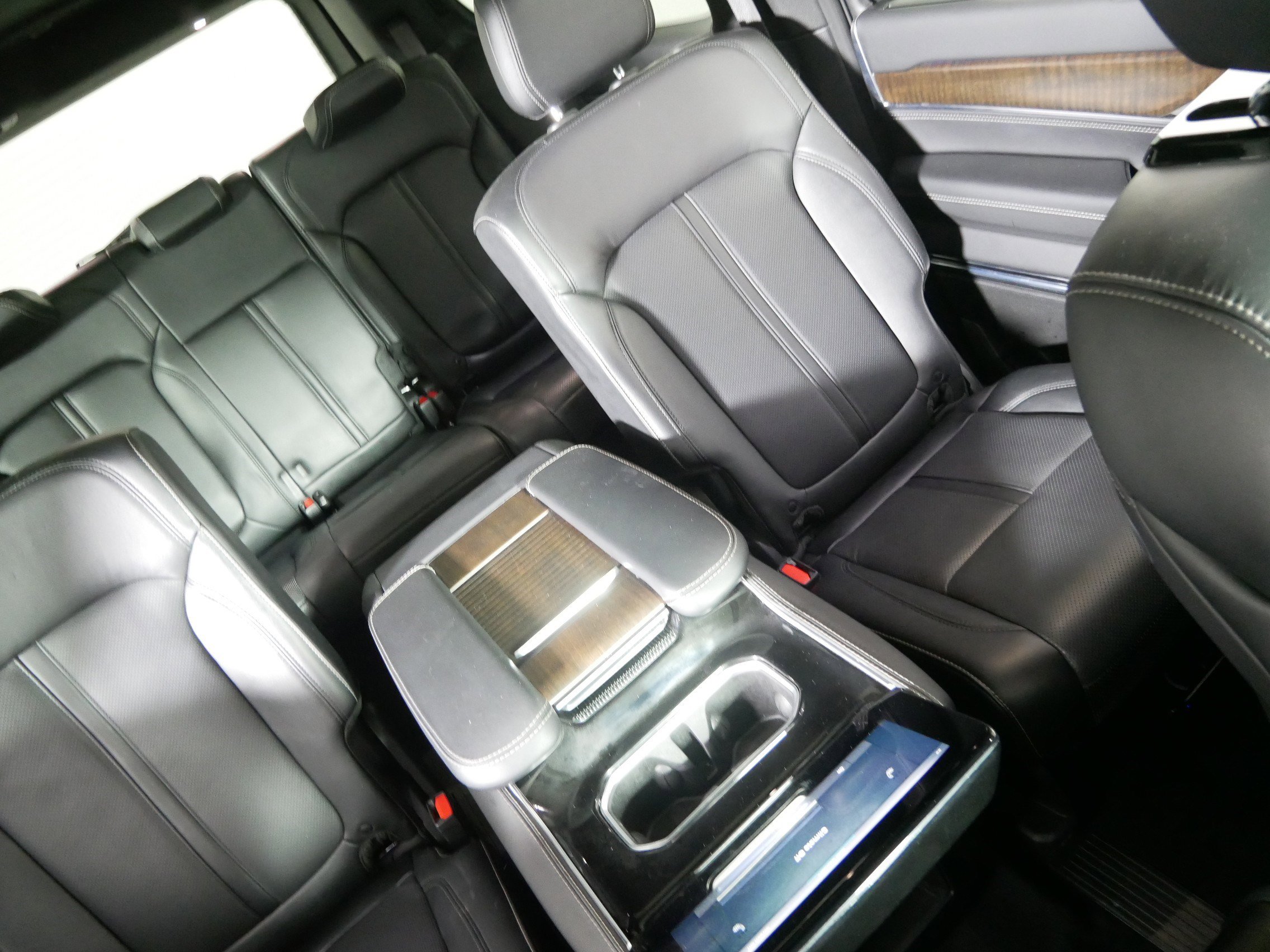 Used 2022 Jeep Grand Wagoneer Series I image 14