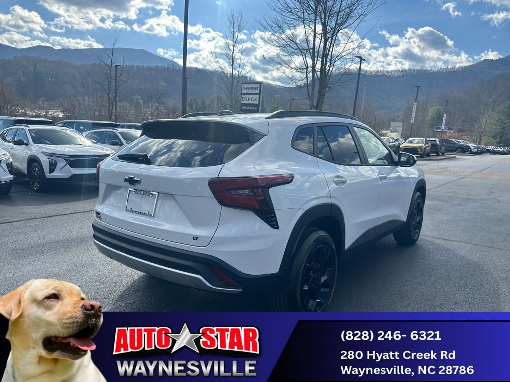 New 2025 Chevrolet Trax LT w/ LT Convenience Package image 28