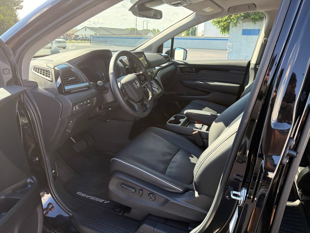Certified 2024 Honda Odyssey Elite image 17