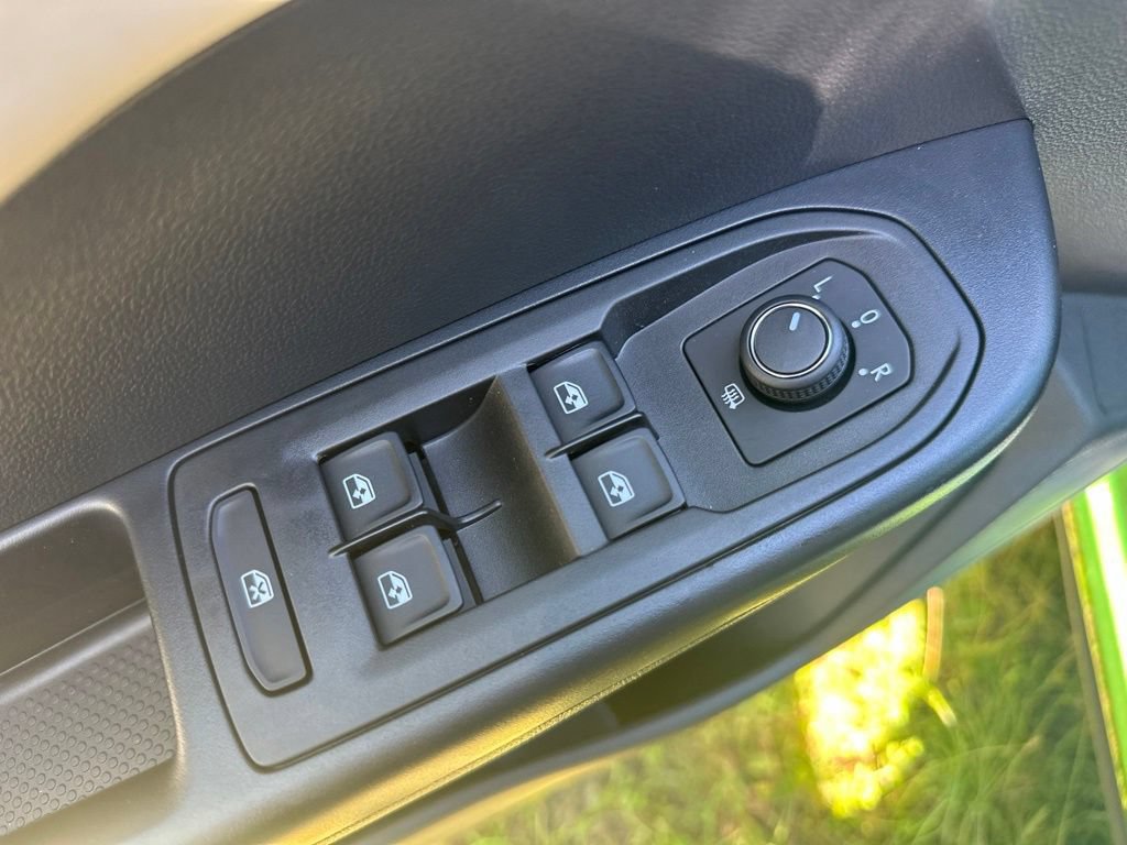 New 2026 Volkswagen Taos SE AWD/4WD image 11