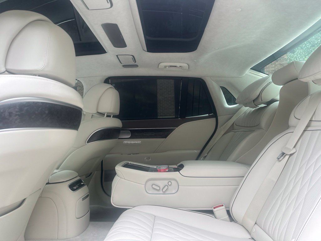 Used 2025 Genesis G90 3.5T AWD/4WD image 8