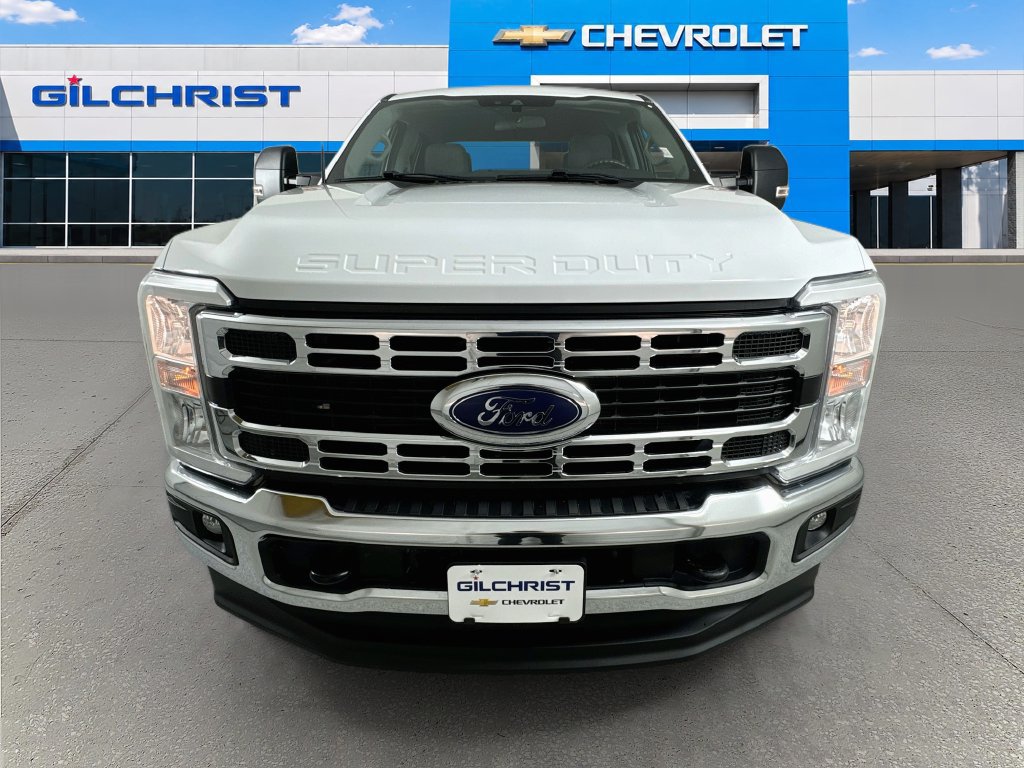 Used 2025 Ford F250 XLT w/ FX4 Off-Road Package AWD/4WD image 3