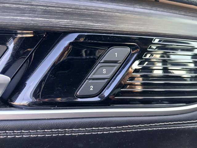 Used 2023 Jeep Wagoneer Series III w/ Premium Group I image 38