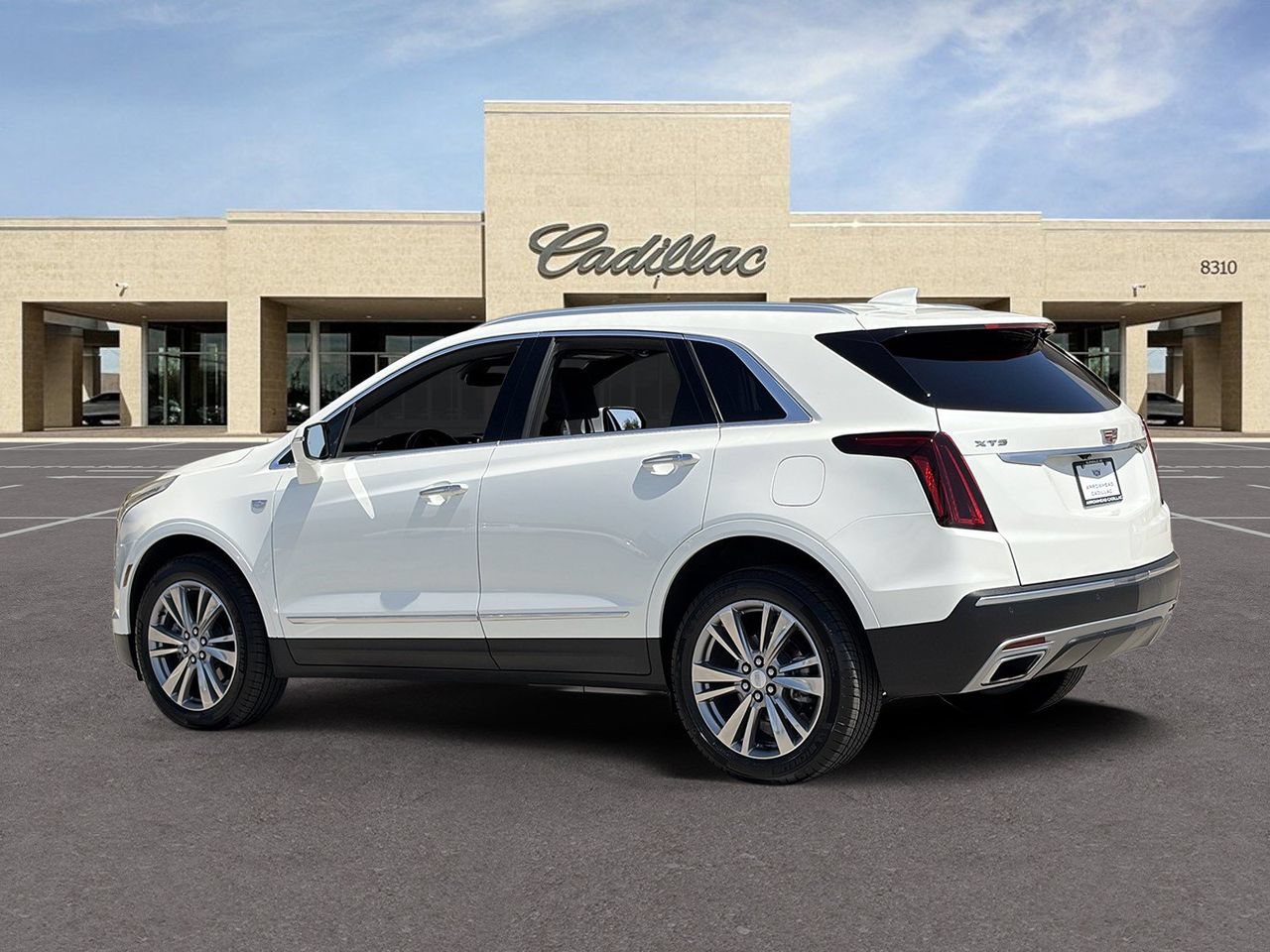 Certified 2024 Cadillac XT5 Premium Luxury FWD image 7