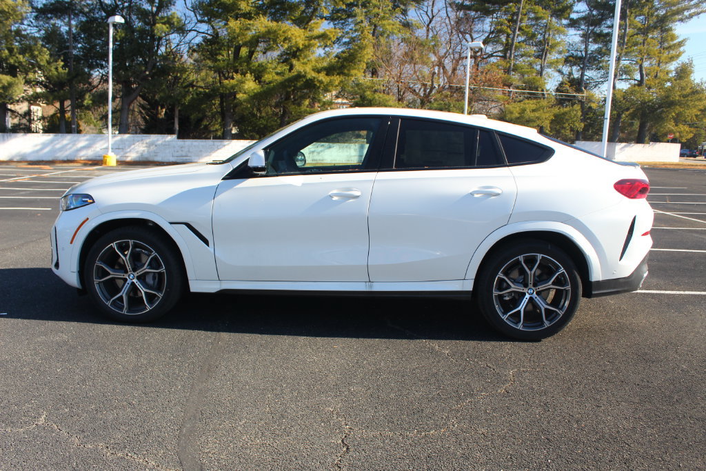 Used 2026 BMW X6 xDrive40i AWD/4WD image 4