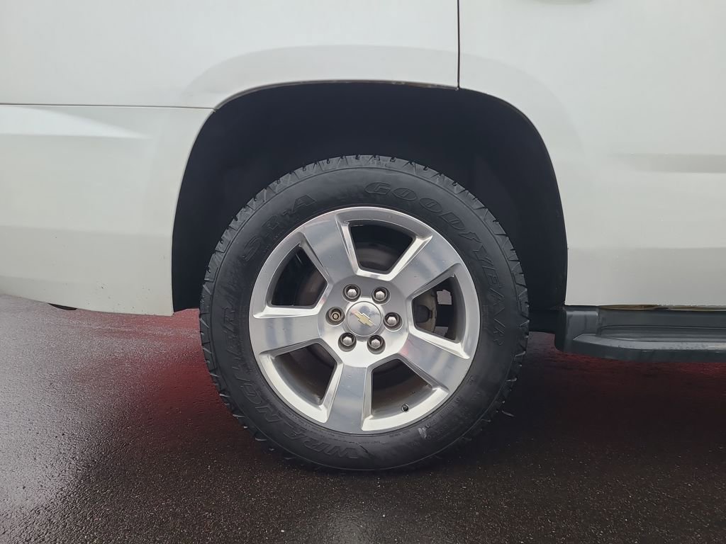 Used 2017 Chevrolet Tahoe LT image 17