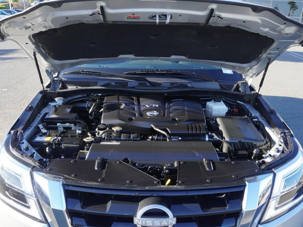 Used 2024 Nissan Armada SL w/ Captain's Chairs Package image 26