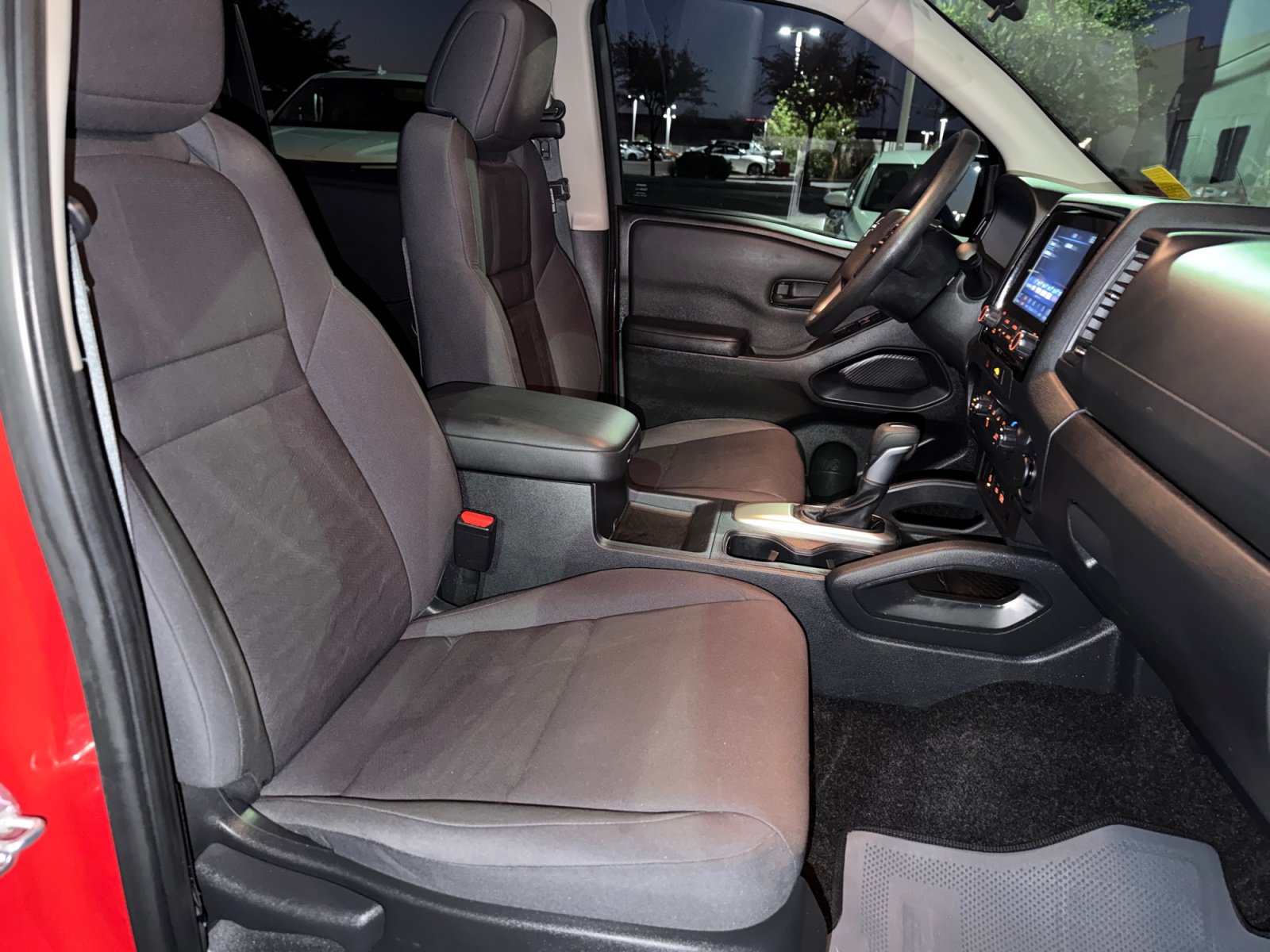 Used 2022 Nissan Frontier S w/ Technology Package RWD image 30