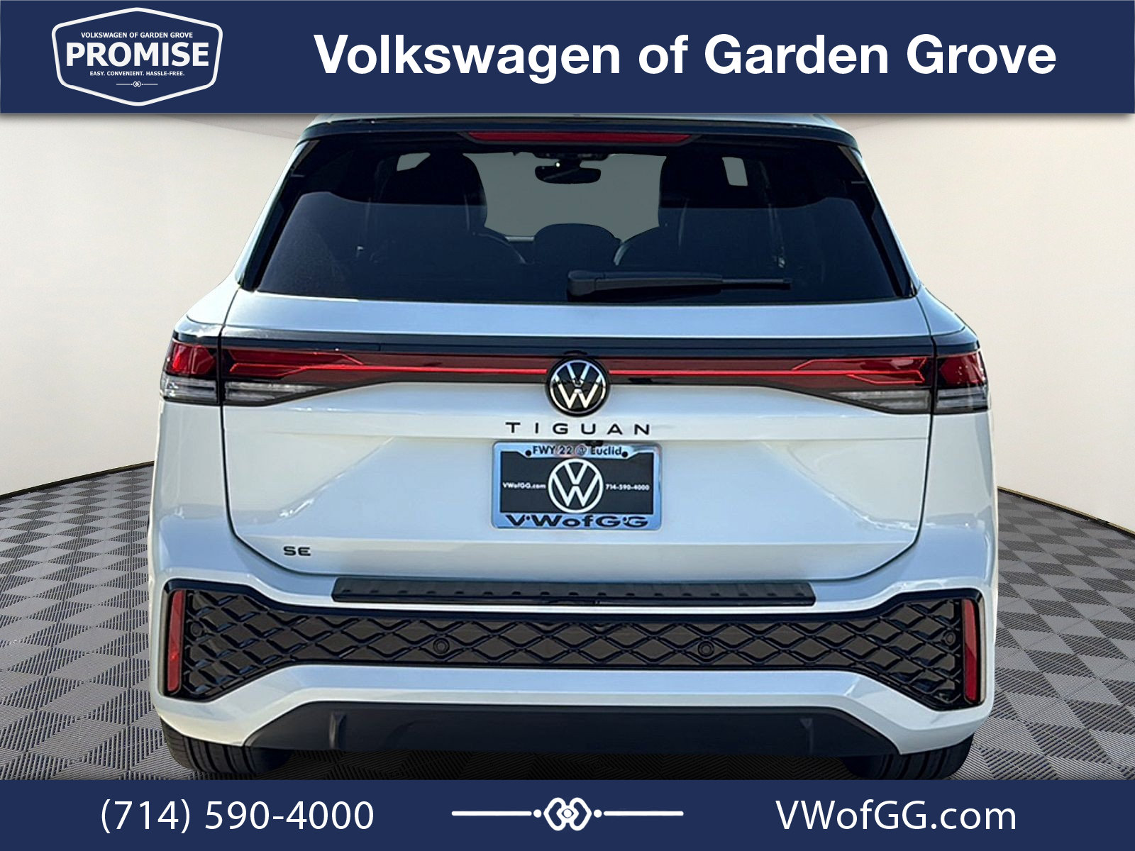 New 2026 Volkswagen Tiguan SE R-Line FWD image 6