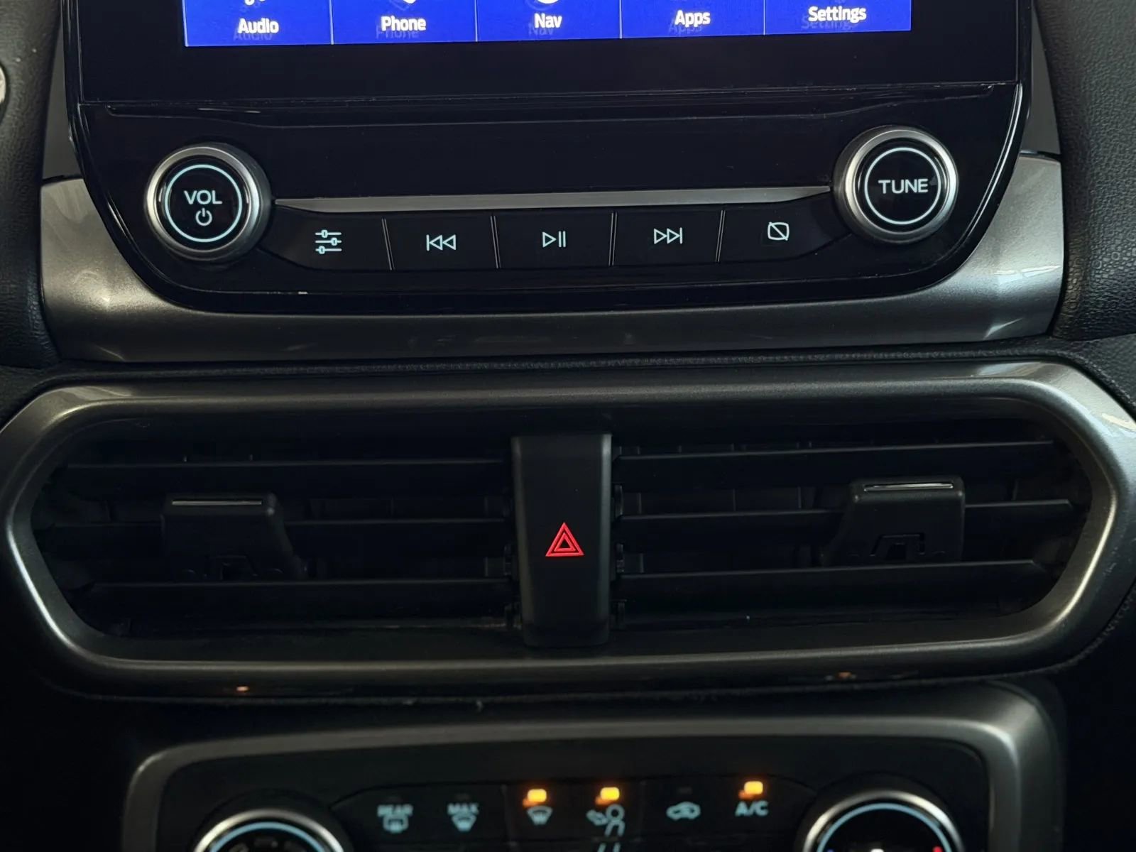 Used 2021 Ford EcoSport SE w/ SE Convenience Package image 36