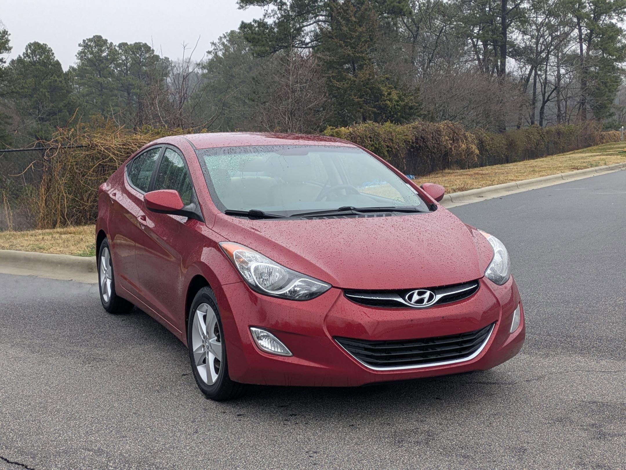 Used 2013 Hyundai Elantra GLS w/ Preferred Pkg image 3