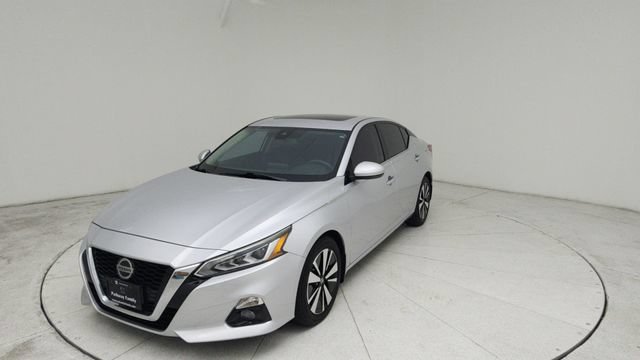 Used 2019 Nissan Altima 2.5 SV FWD image 1